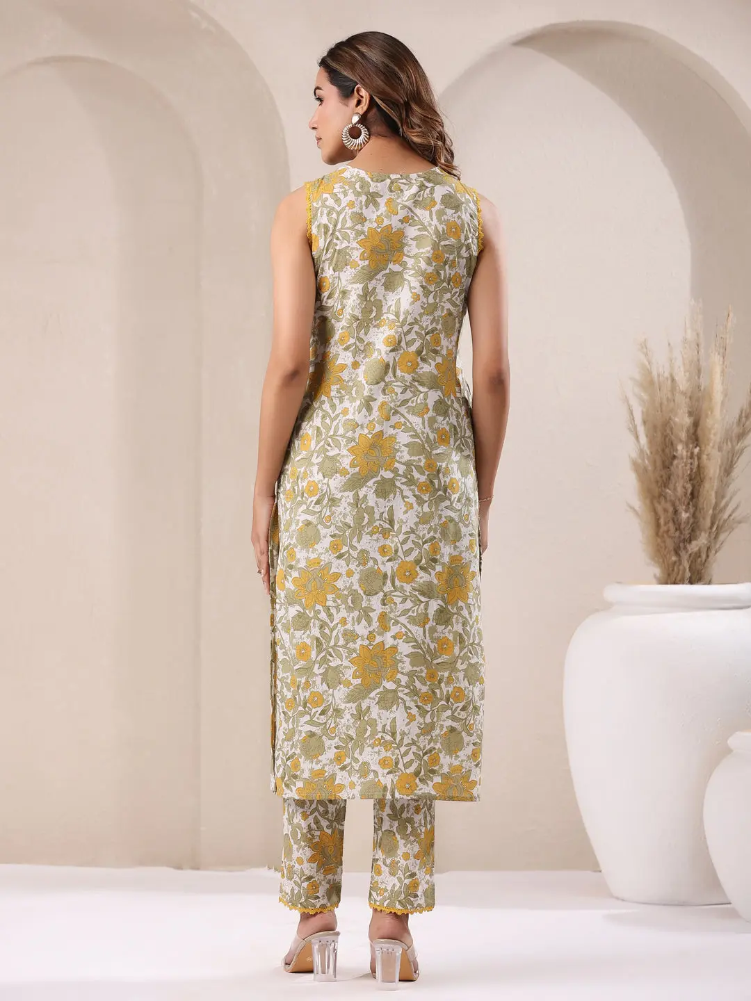 Buy Girl's White Pure Cotton Floral Printed Straight Kurta Set Usa