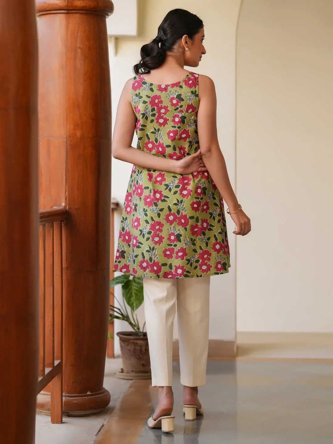 Buy Girl's Olive Green Pure Cotton Floral Printed A-Line Tunic Usa Silk Aura