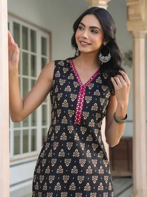 Buy Black Pure Cotton Floral Printed Kurti Pant Collection