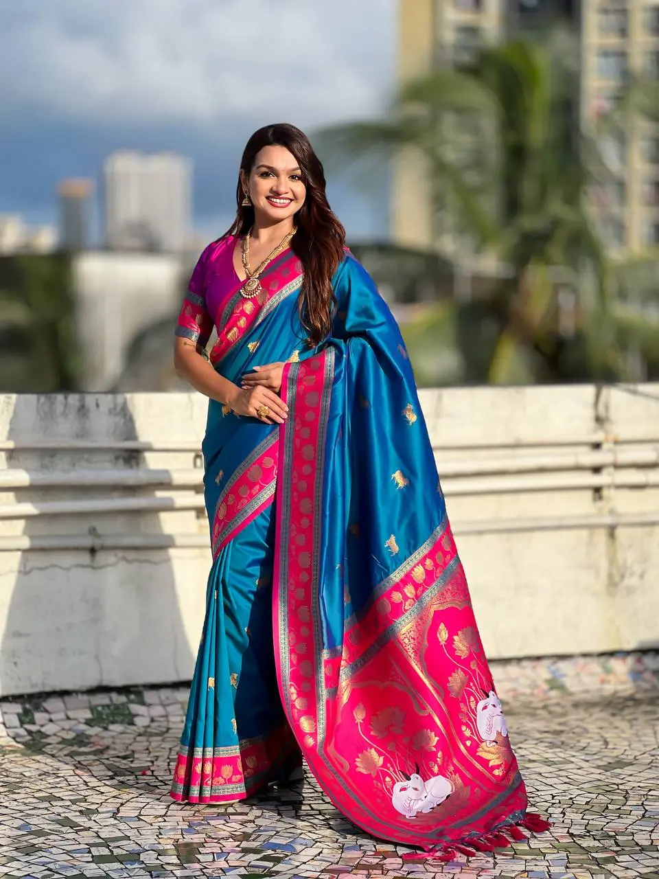 Laxmi 981 Premium Soft Silk Saree With Weaving Border